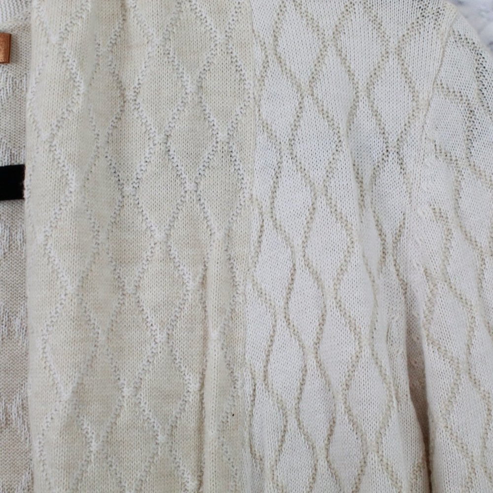 BELLDINI Open Cardigan Style Light Sweater Size S - Picture 5 of 9